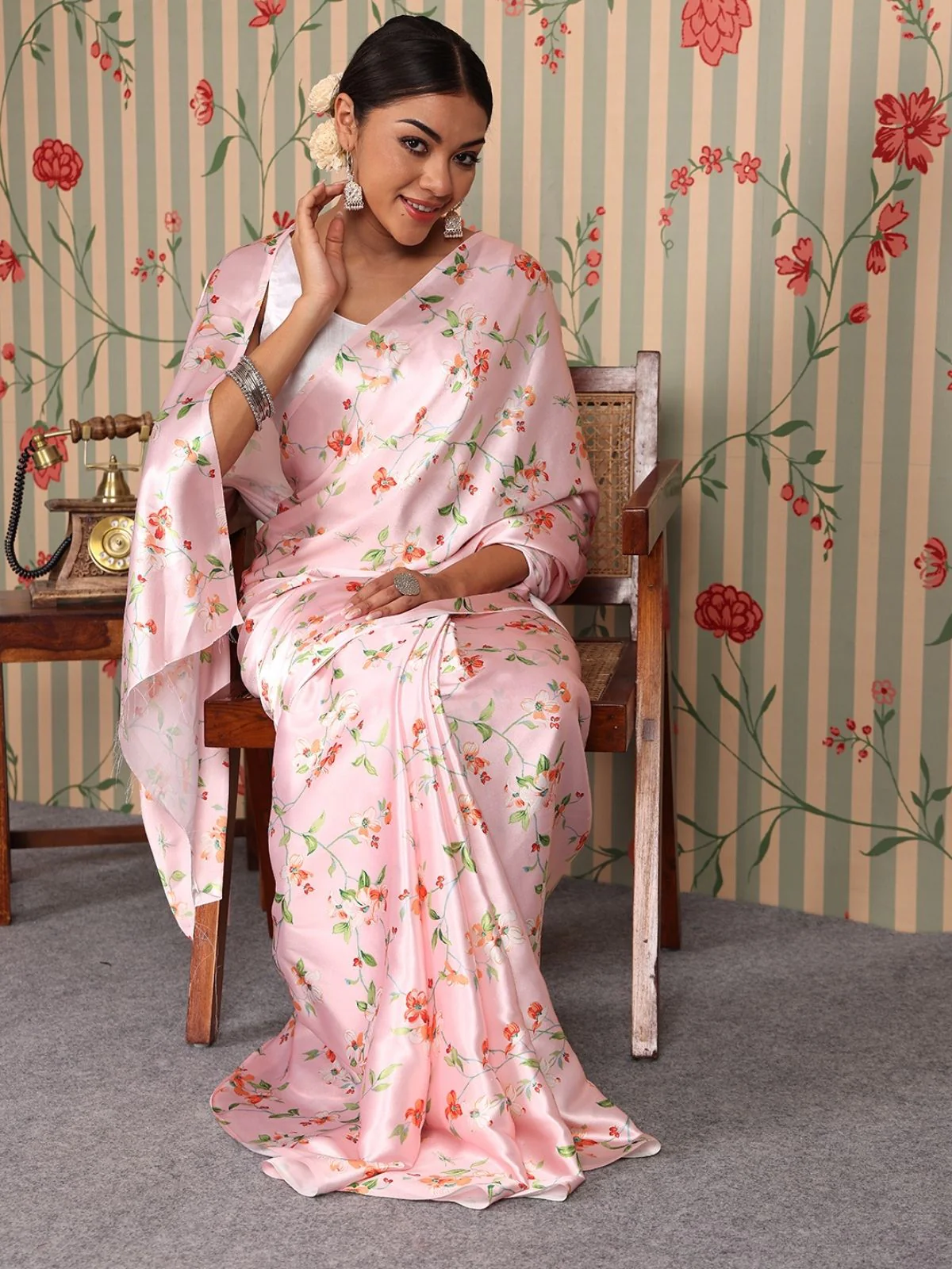 Odette Pink Satin Printed Saree With Unstitched Blouse For Women - Image 3