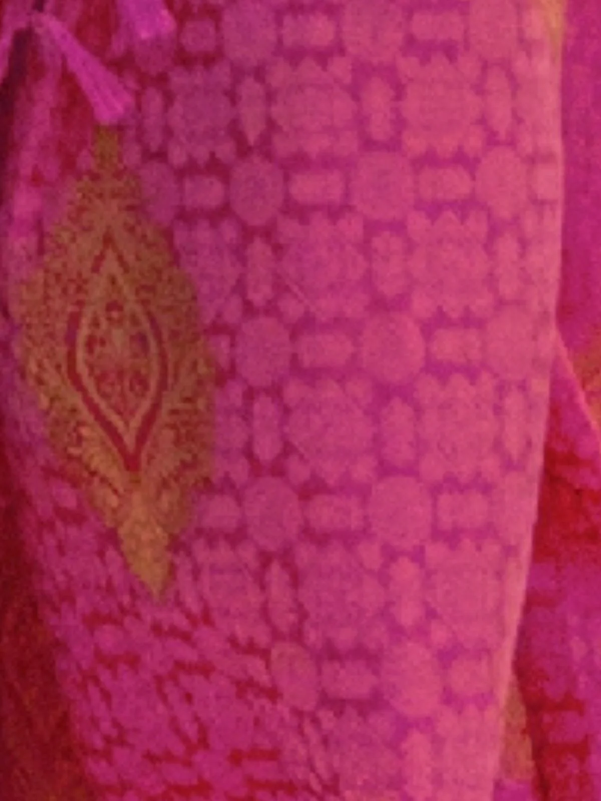 Odette Pink Satin Woven Saree With Unstitched Blouse for Women - Image 4
