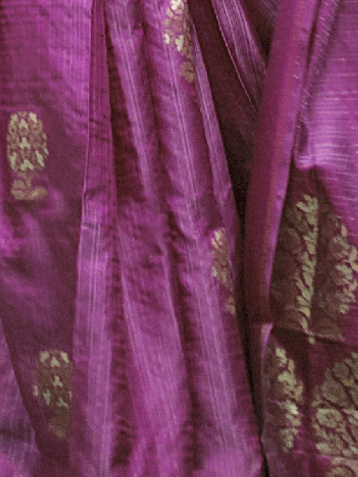 Odette Pink Satin Woven Saree With Unstitched Blouse For Women - Image 3