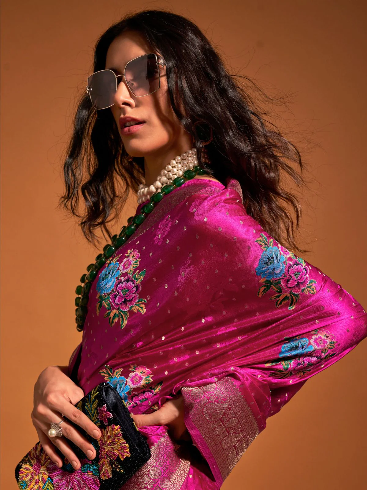 Odette Pink Satin Woven Saree With Unstitched Blouse For Women - Image 2