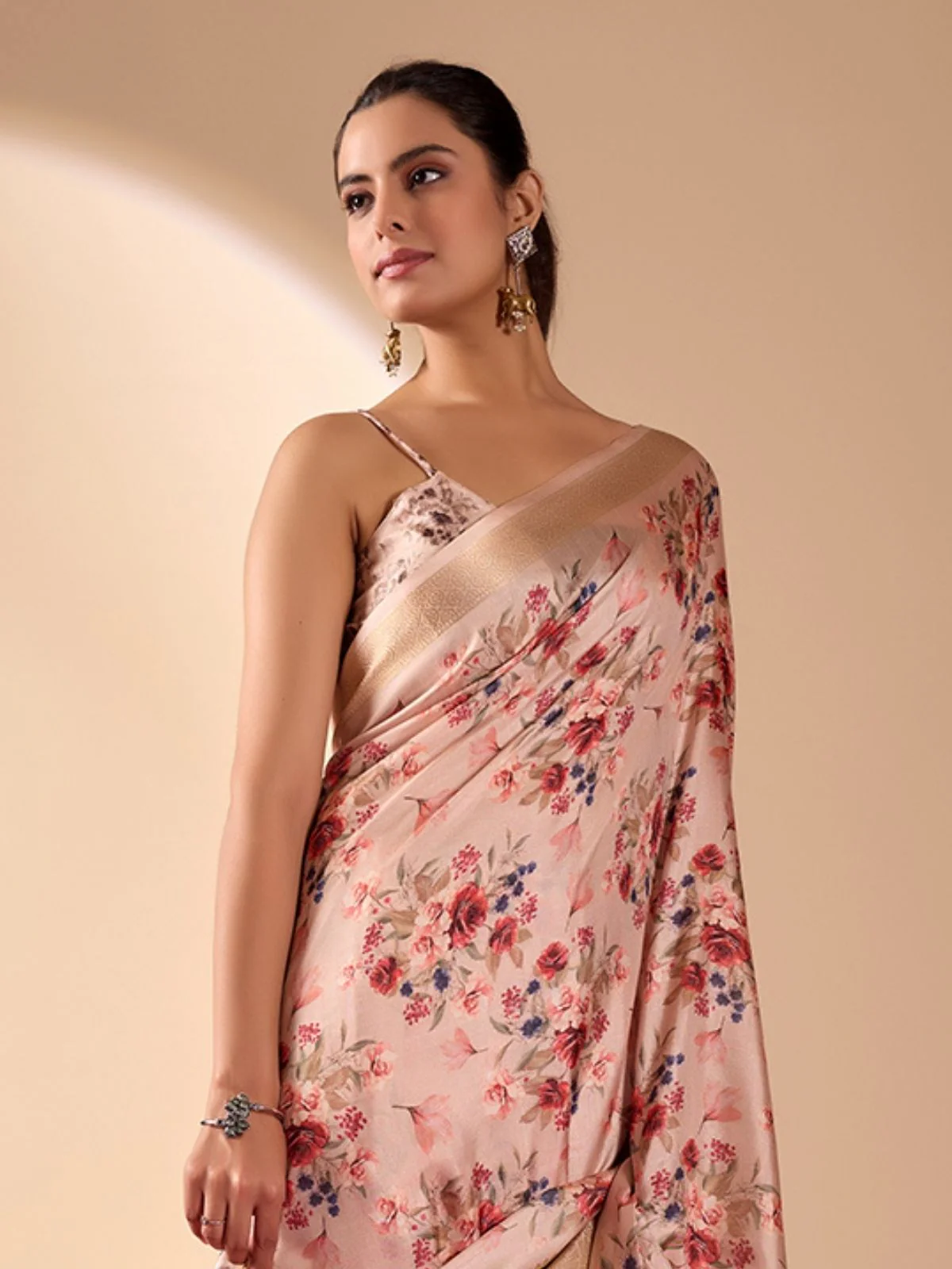 Odette Pink Silk Blend Printed Saree For Women - Image 4