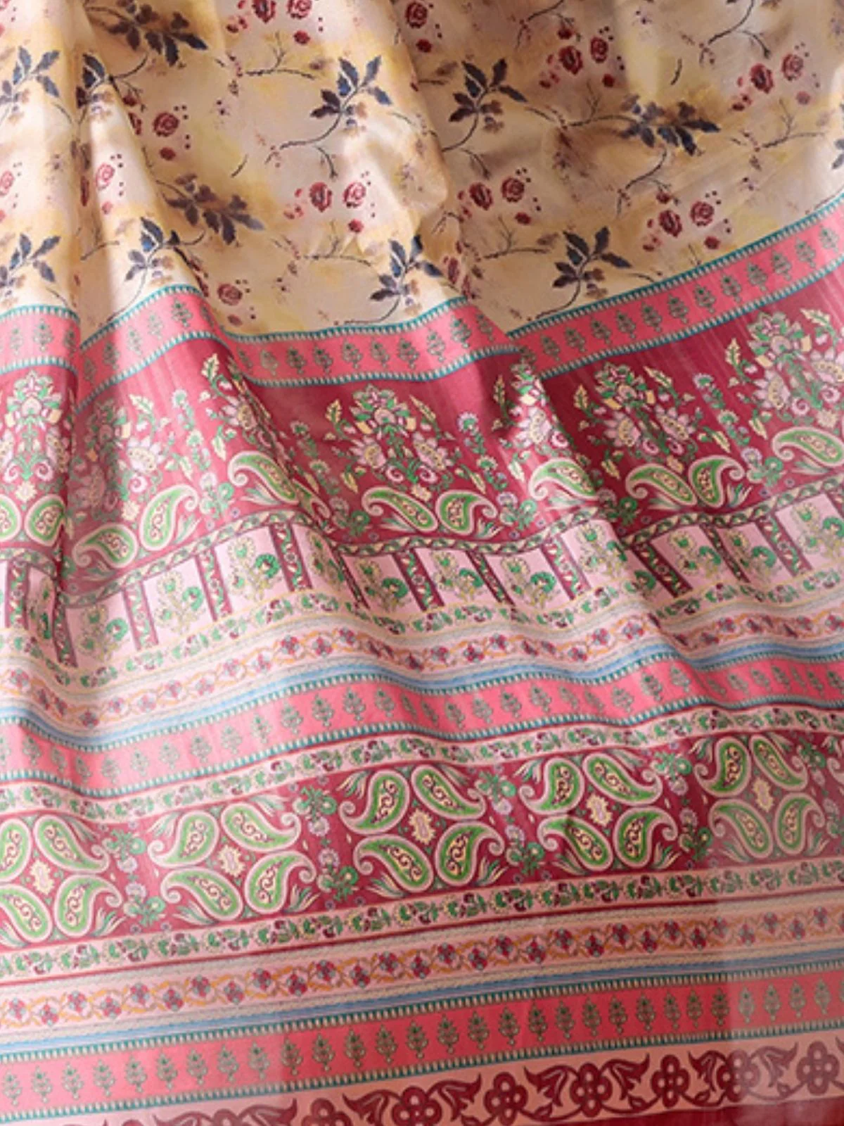 Odette Pink Silk Blend Printed Saree For Women - Image 5