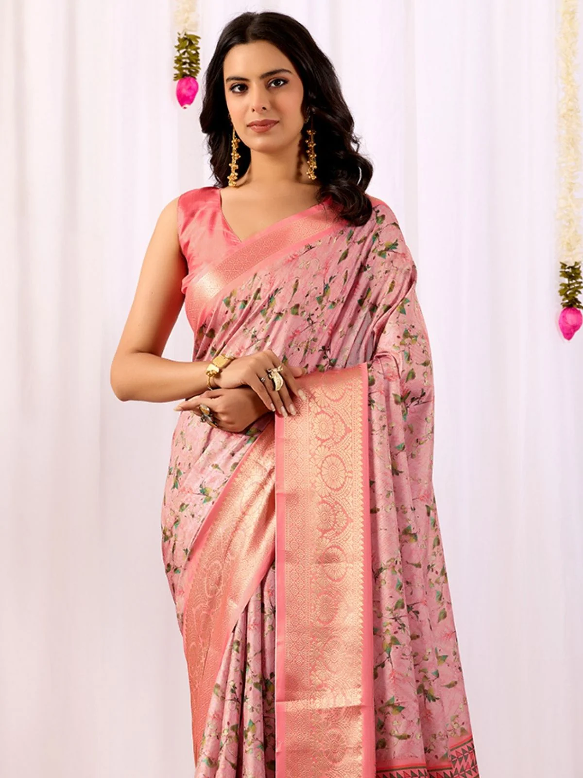Odette Pink Silk Blend Printed Saree For Women - Image 4