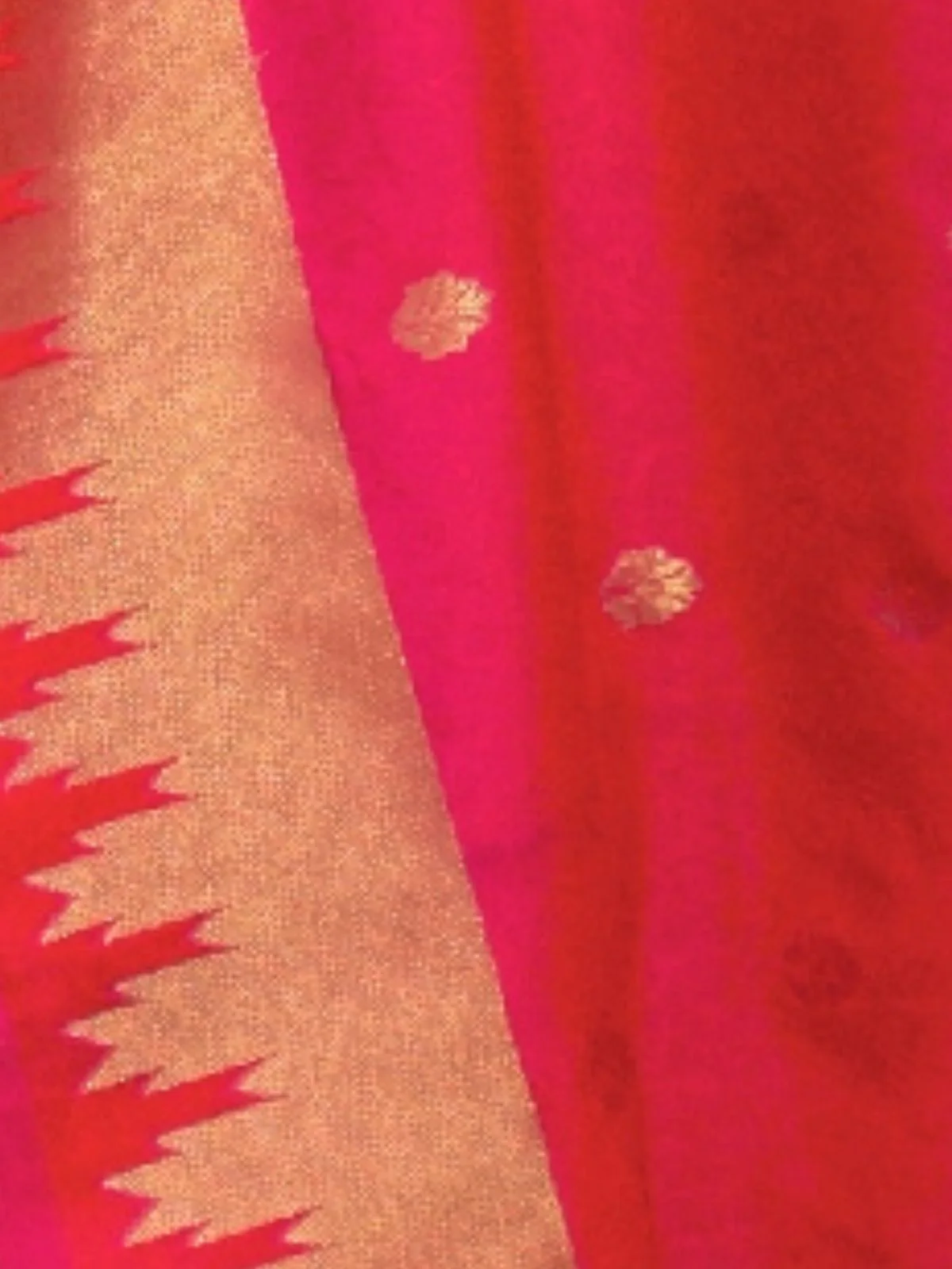 Odette Pink Silk Blend Woven Saree With Unstitched Blouse for Women - Image 3