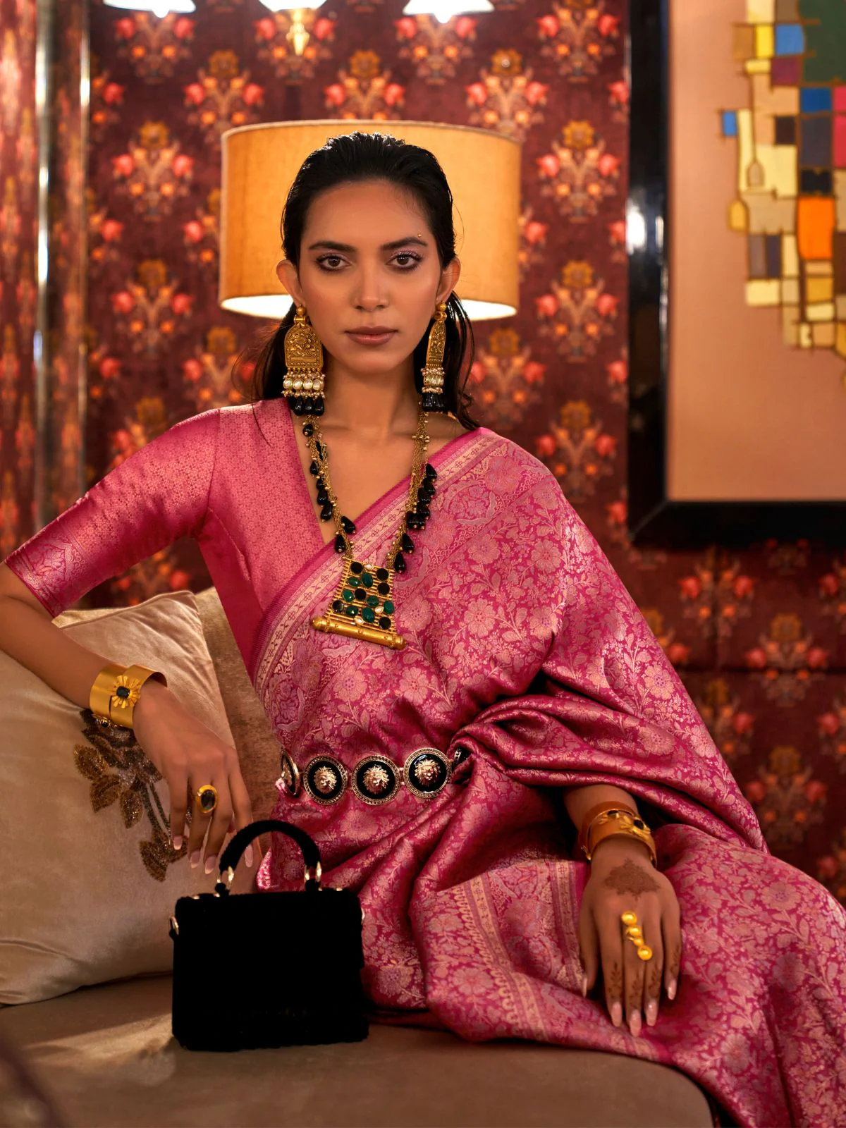Odette Pink Silk Blend Woven Saree With Unstitched Blouse For Women - Image 2