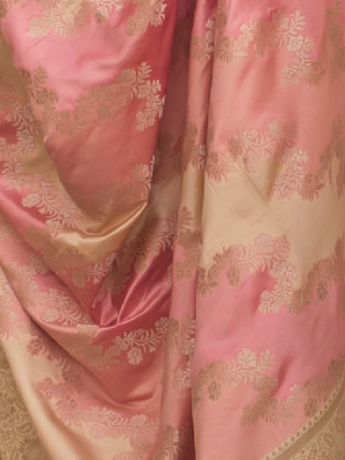 Odette Pink Silk Blend Woven Saree With Unstitched Blouse For Women - Image 3