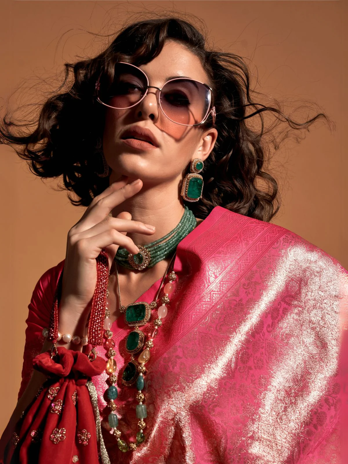 Odette Pink Silk Blend Woven Saree With Unstitched Blouse For Women - Image 2
