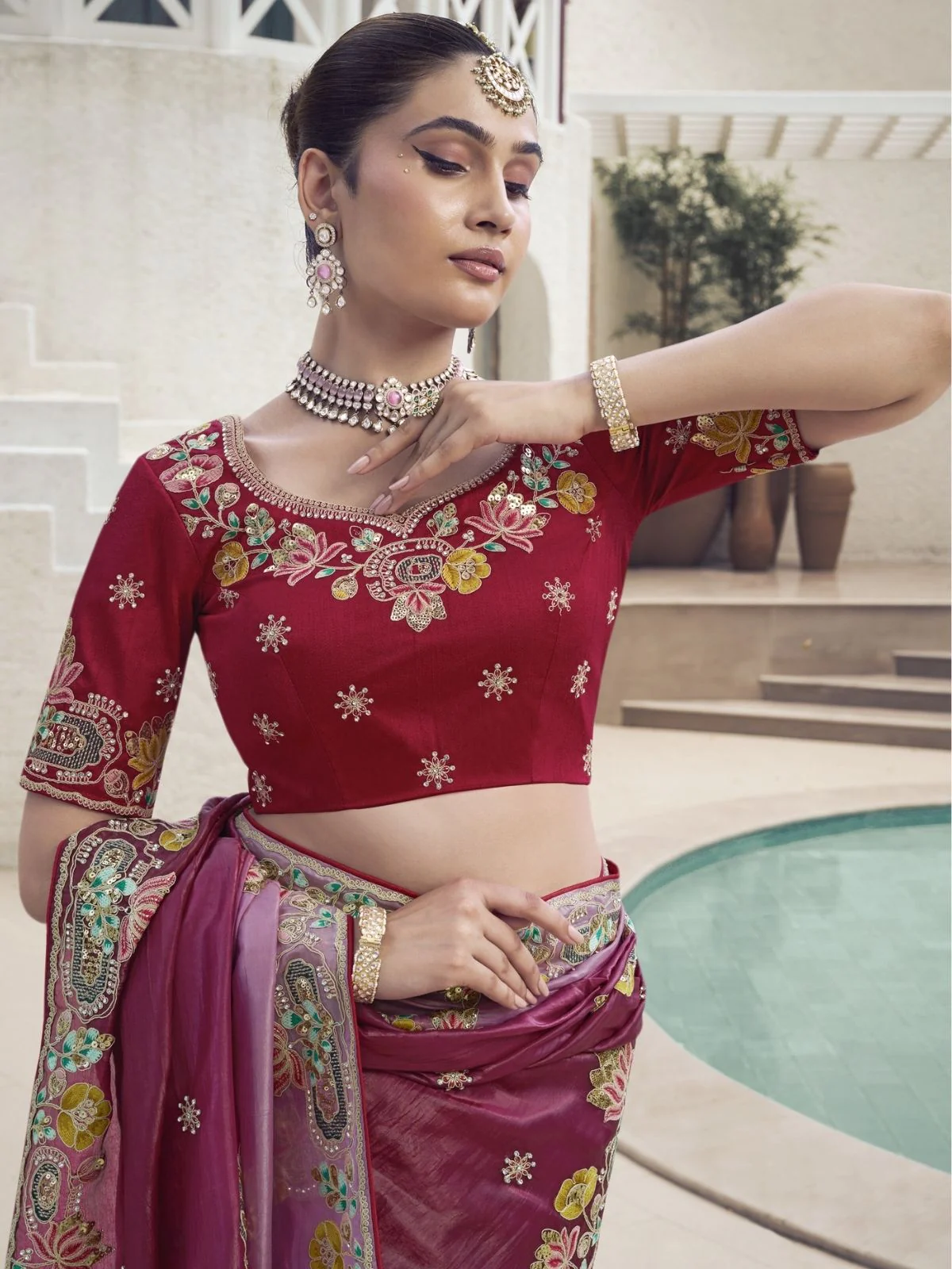 Odette Pink Silk Blend Embroidered Saree With Unstitched Blouse For Women - Image 2