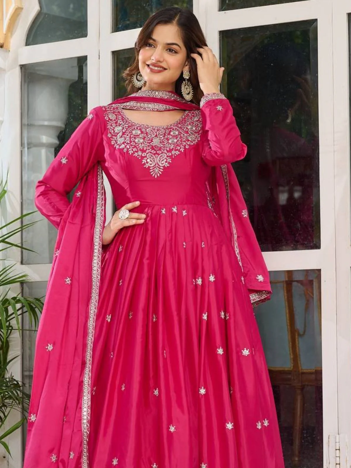 Odette Pink Silk Solid Stitched Kurta Set For Women - Image 4