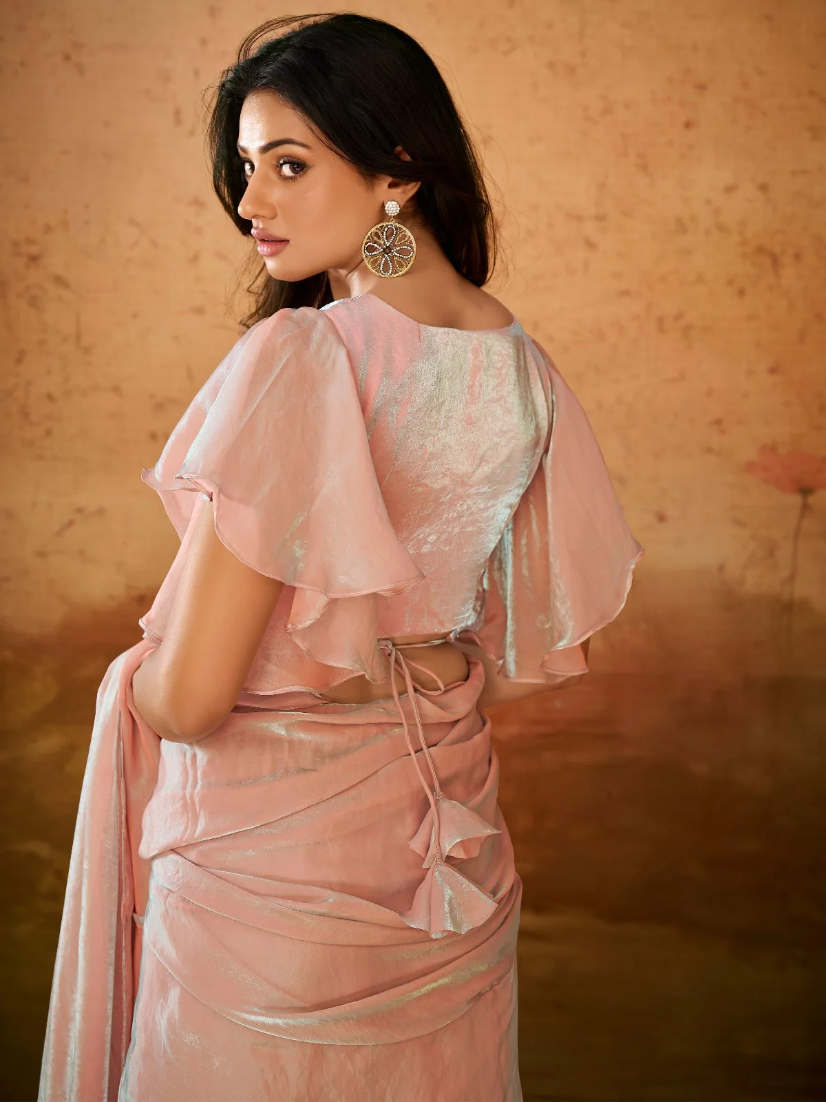 Odette Pink Solid Organza Ready To Wear Saree With Stitched Blouse For Women - Image 6