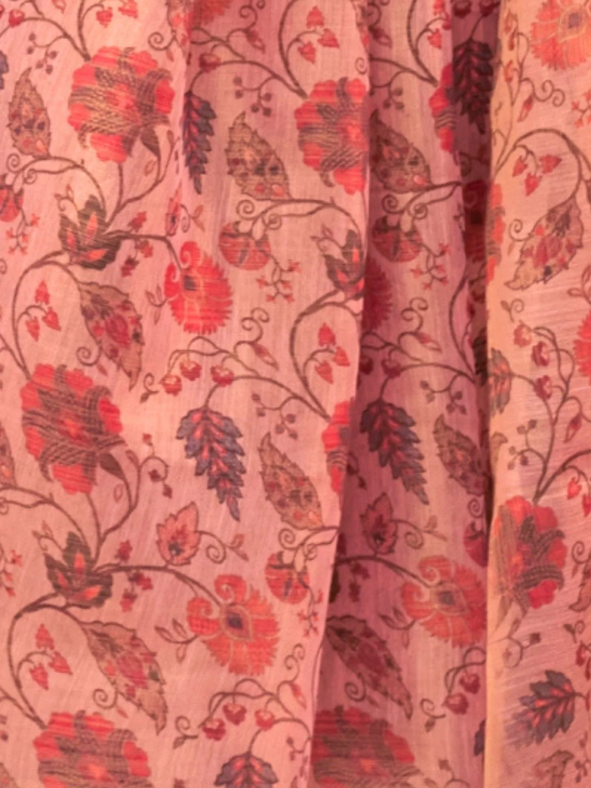 Odette Pink Tissue Printed Saree With Unstitched Blouse For Women - Image 3