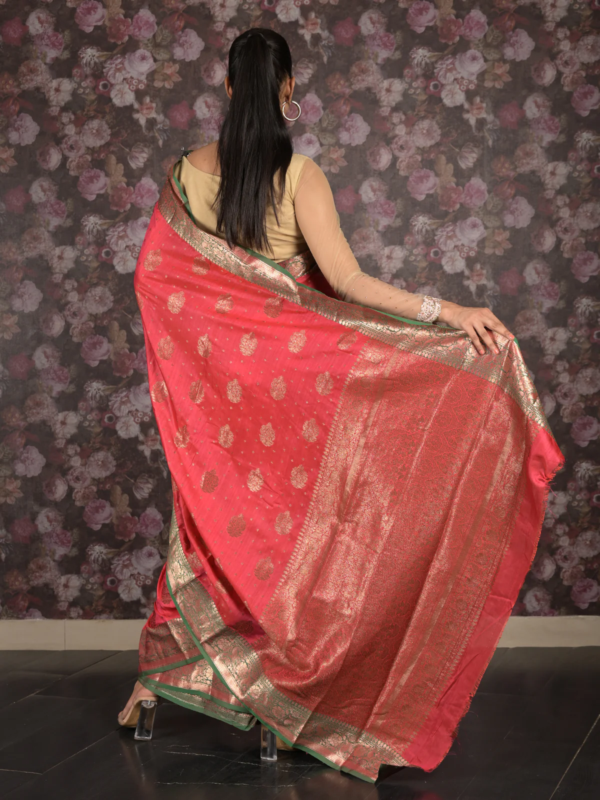 Odette Pink Tissue Silk Woven Saree with Unstitched Blouse for Women - Image 4