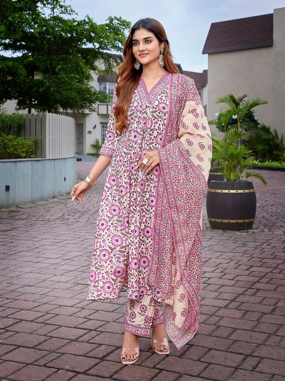 Odette Pink Viscose Printed Stiched Kurta Set For Women - Image 6