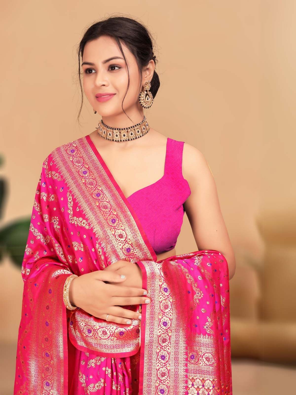 Odette Pink Woven Banarasi Silk Saree With Unstitched Blouse for Women - Image 5