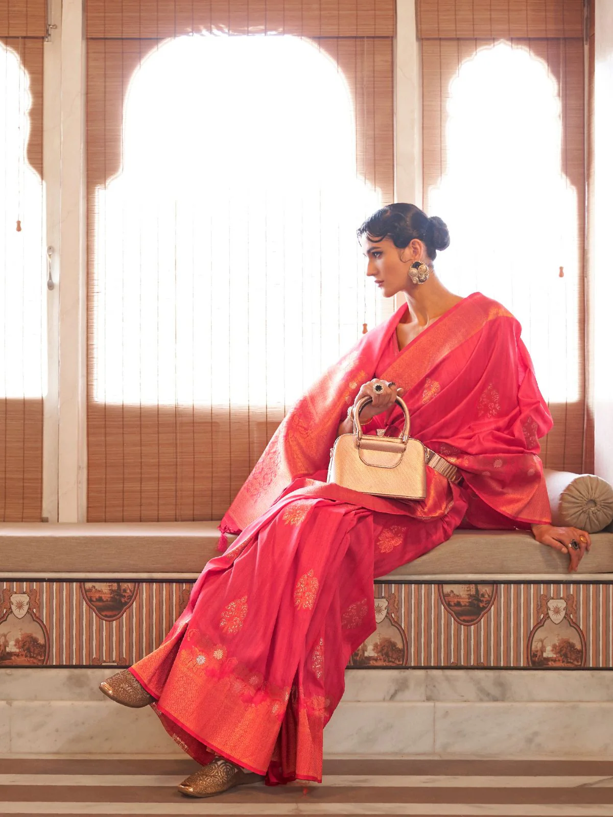 Odette Pink Woven Design Silk Blend Saree With Unstitched Blouse For Women - Image 2