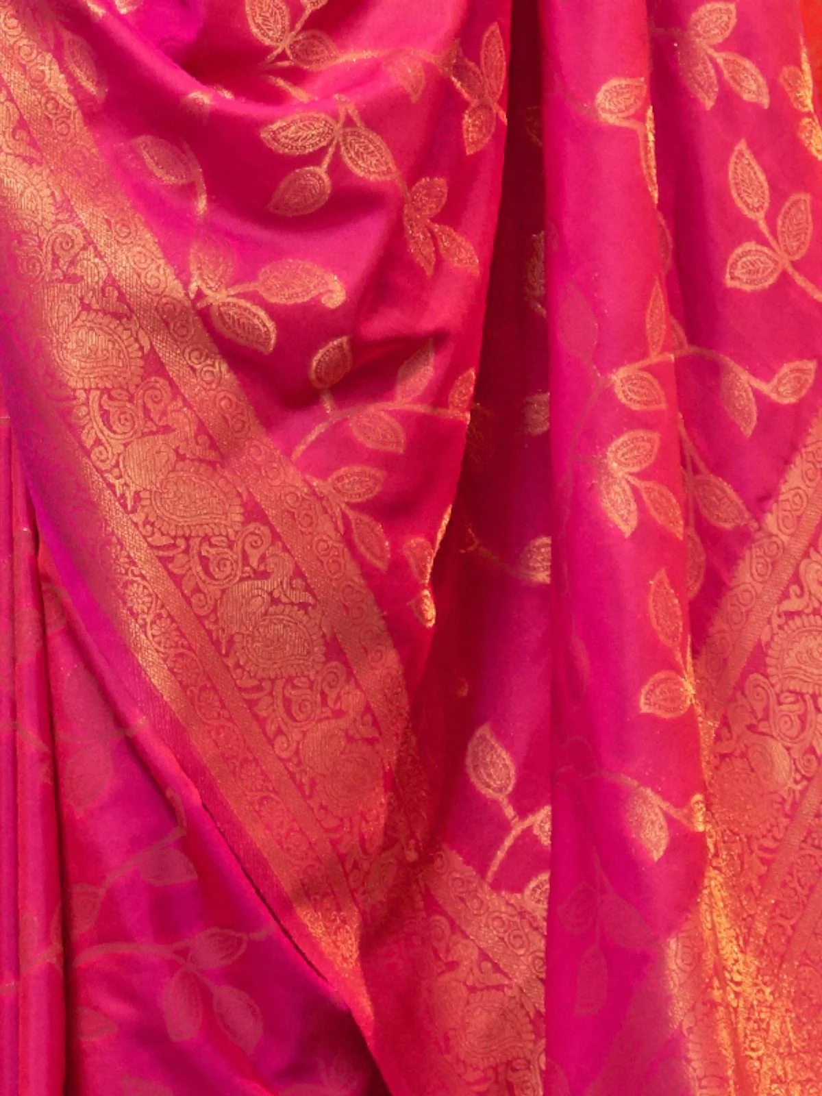 Odette Pink Woven Design Silk Blend Saree With Unstitched Blouse For Women - Image 3
