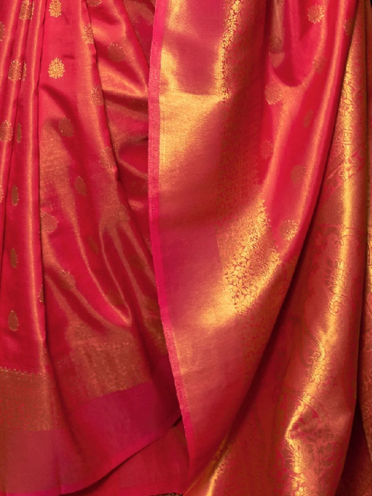 Odette Pink Woven Design Silk Blend Saree With Unstitched Blouse For Women - Image 4