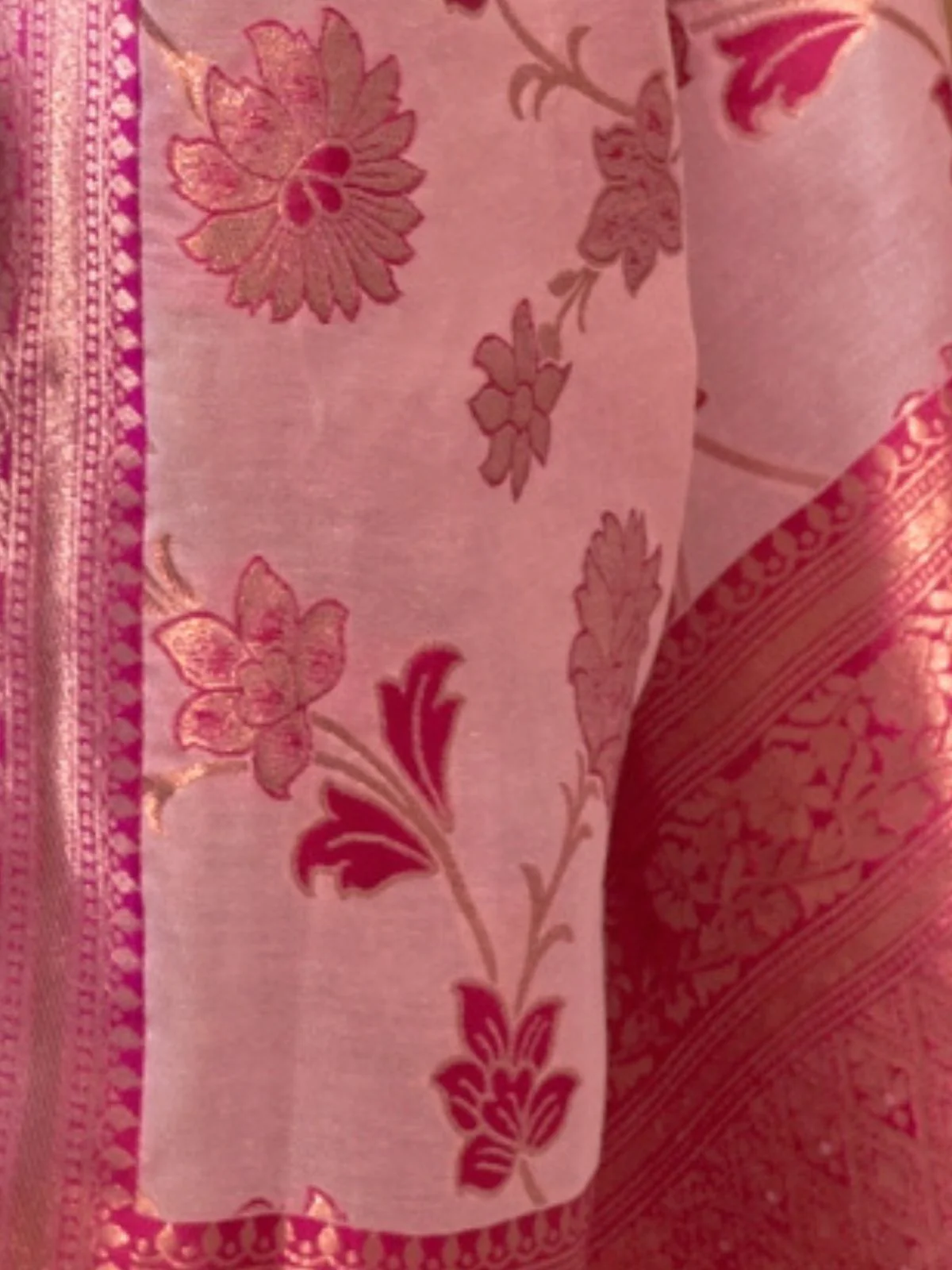 Odette Pink Woven Design Silk Blend Saree With Unstitched Blouse For Women - Image 3