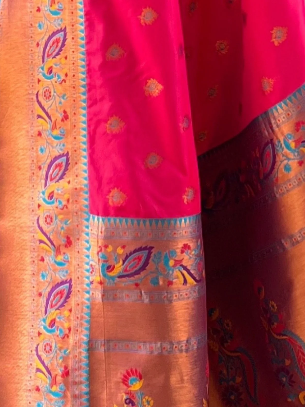 Odette Pink Woven Design Silk Blend Saree With Unstitched Blouse For Women - Image 4
