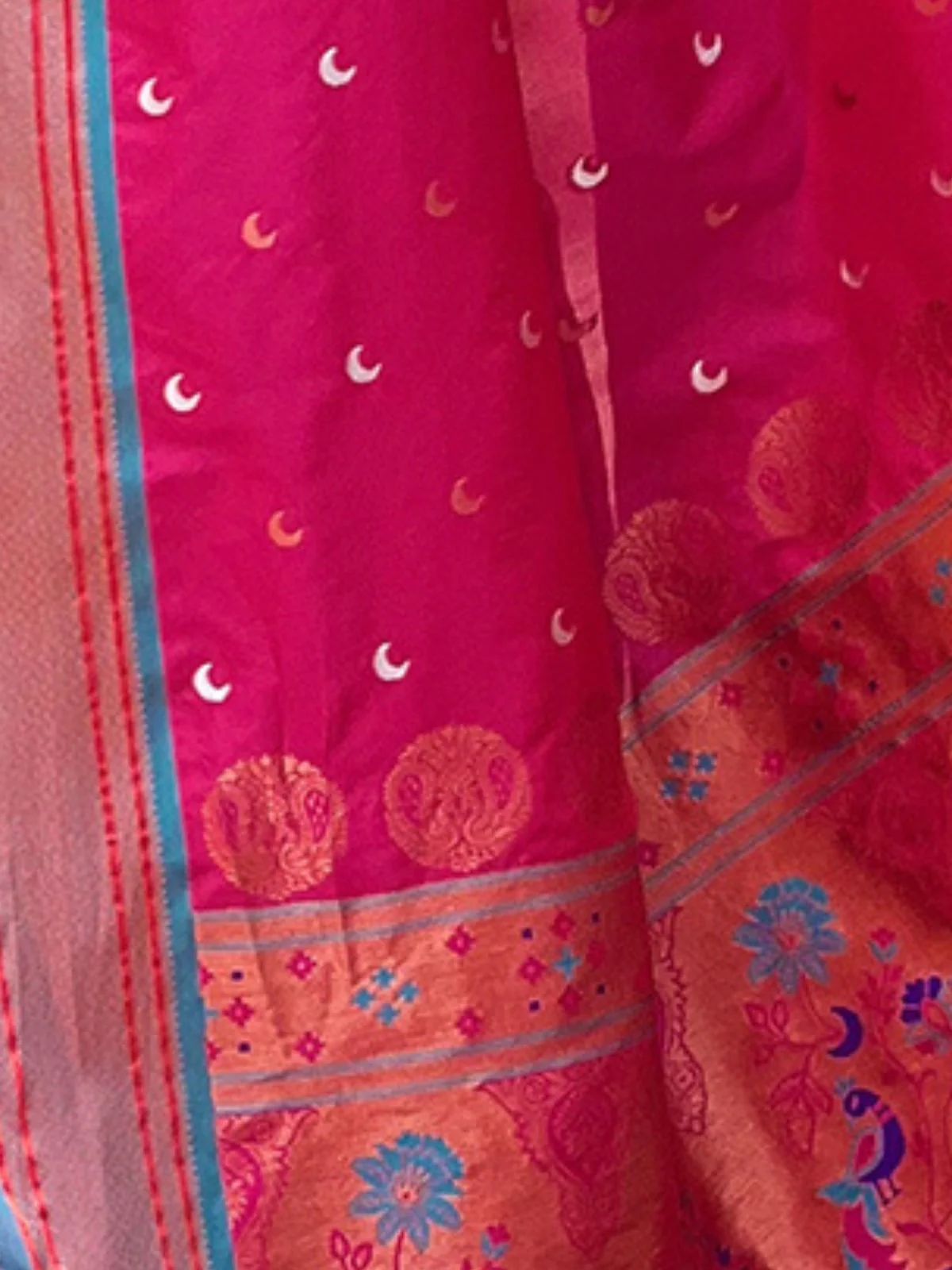 Odette Pink Woven Design Silk Blend Saree With Unstitched Blouse For Women - Image 4