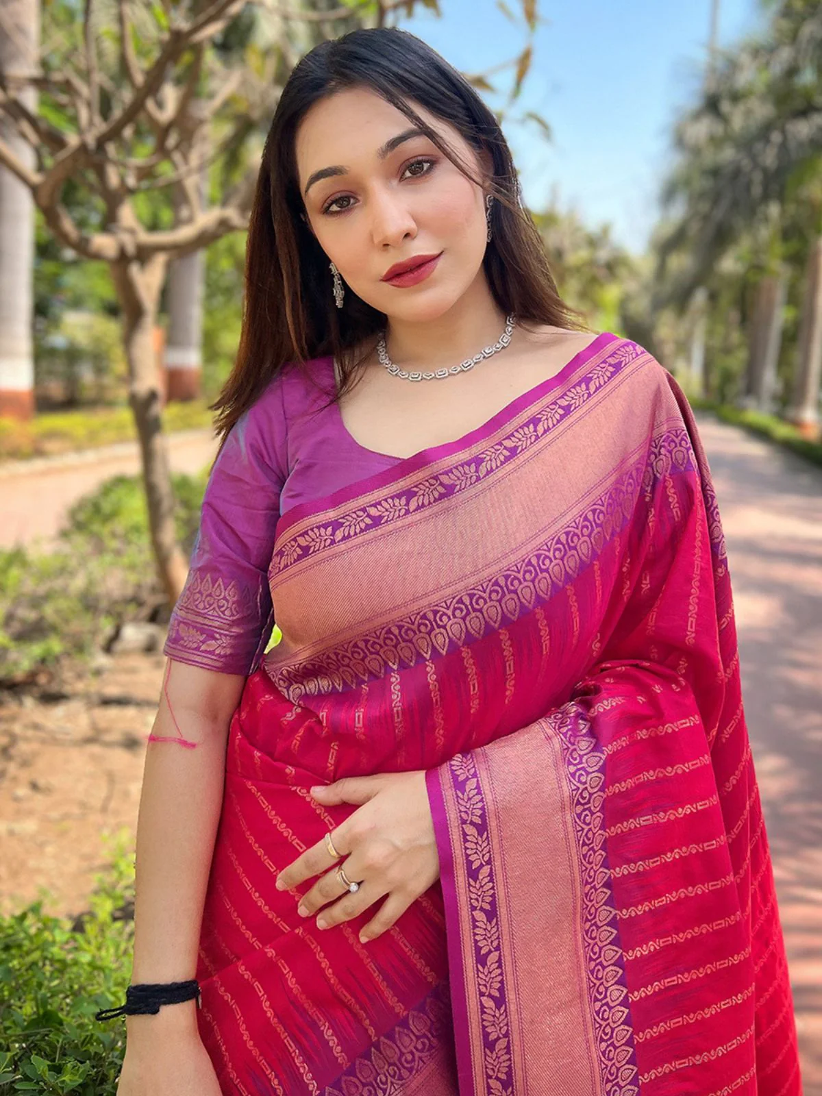 Odette Pink Woven Design Soft Silk Saree With Unstitched Blouse For Women - Image 3