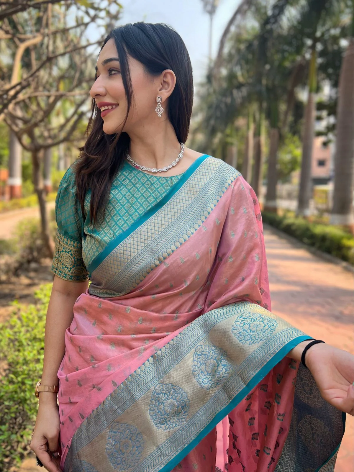 Odette Pink Woven Design Tissue Silk Saree With Unstitched Blouse For Women - Image 3