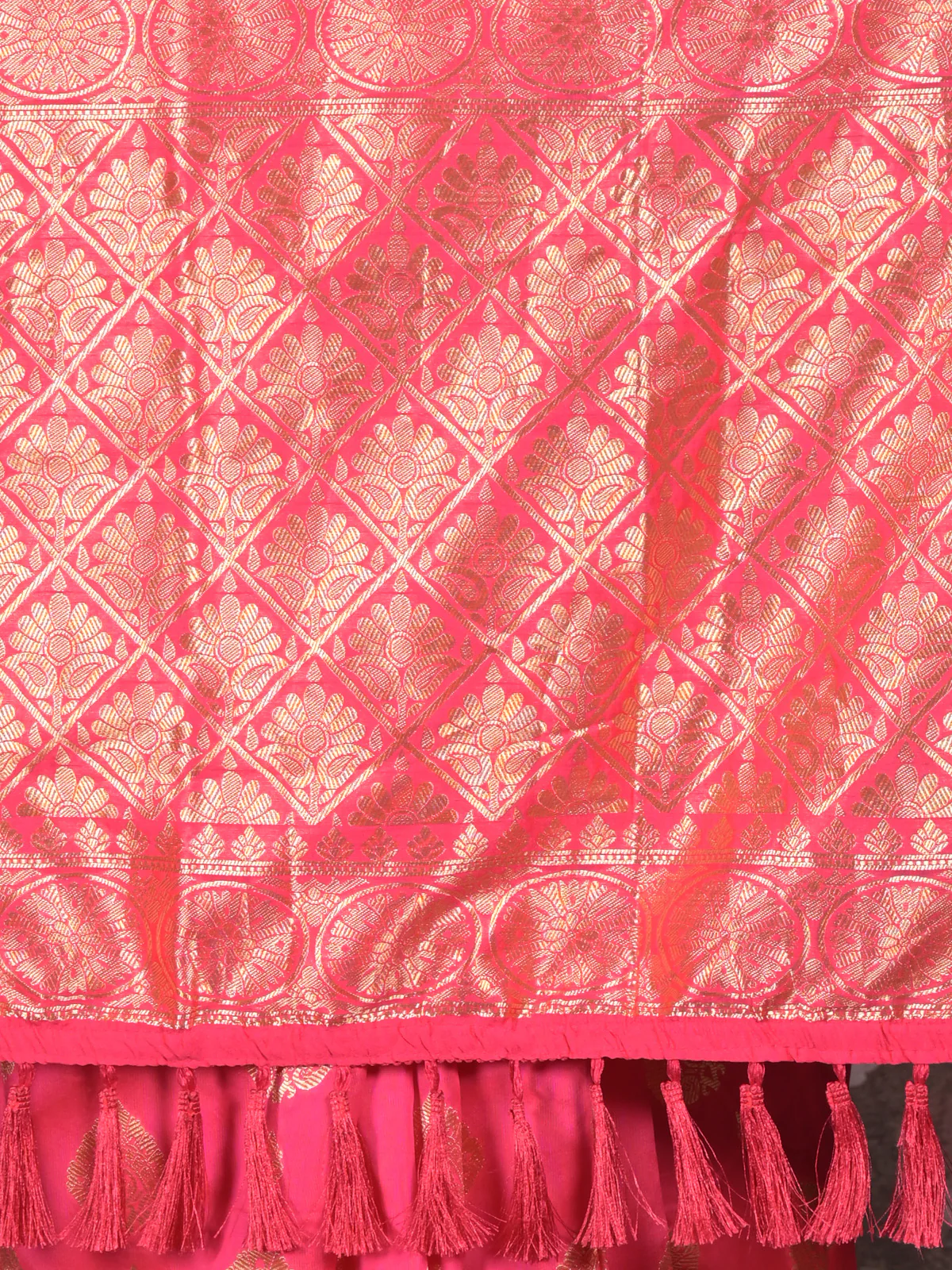 Odette Pink Woven Silk Blend Saree With Unstitched Blouse For Women - Image 5