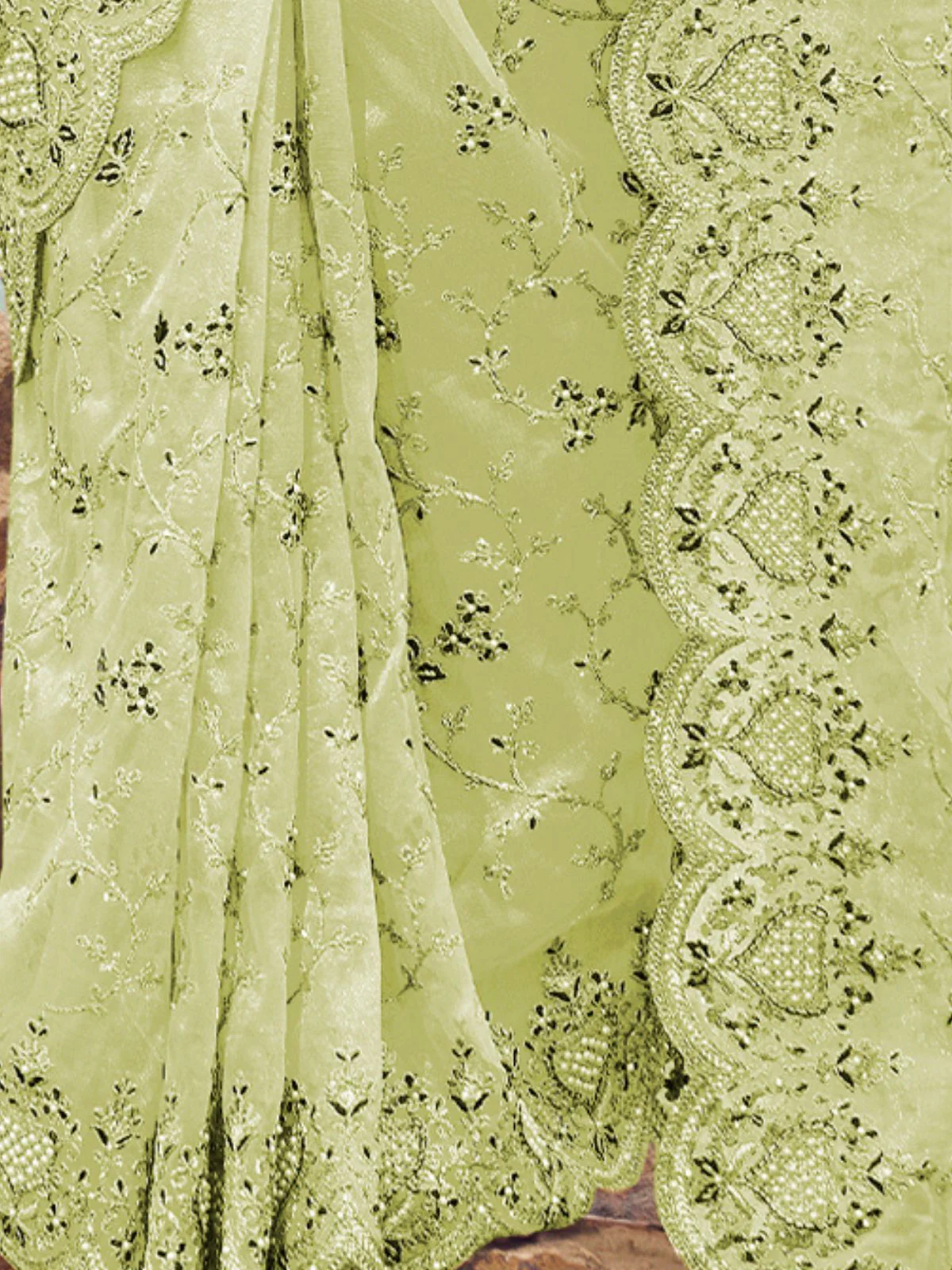 Odette Green Embroidered Net Saree With Unstitched Blouse For Women - Image 3