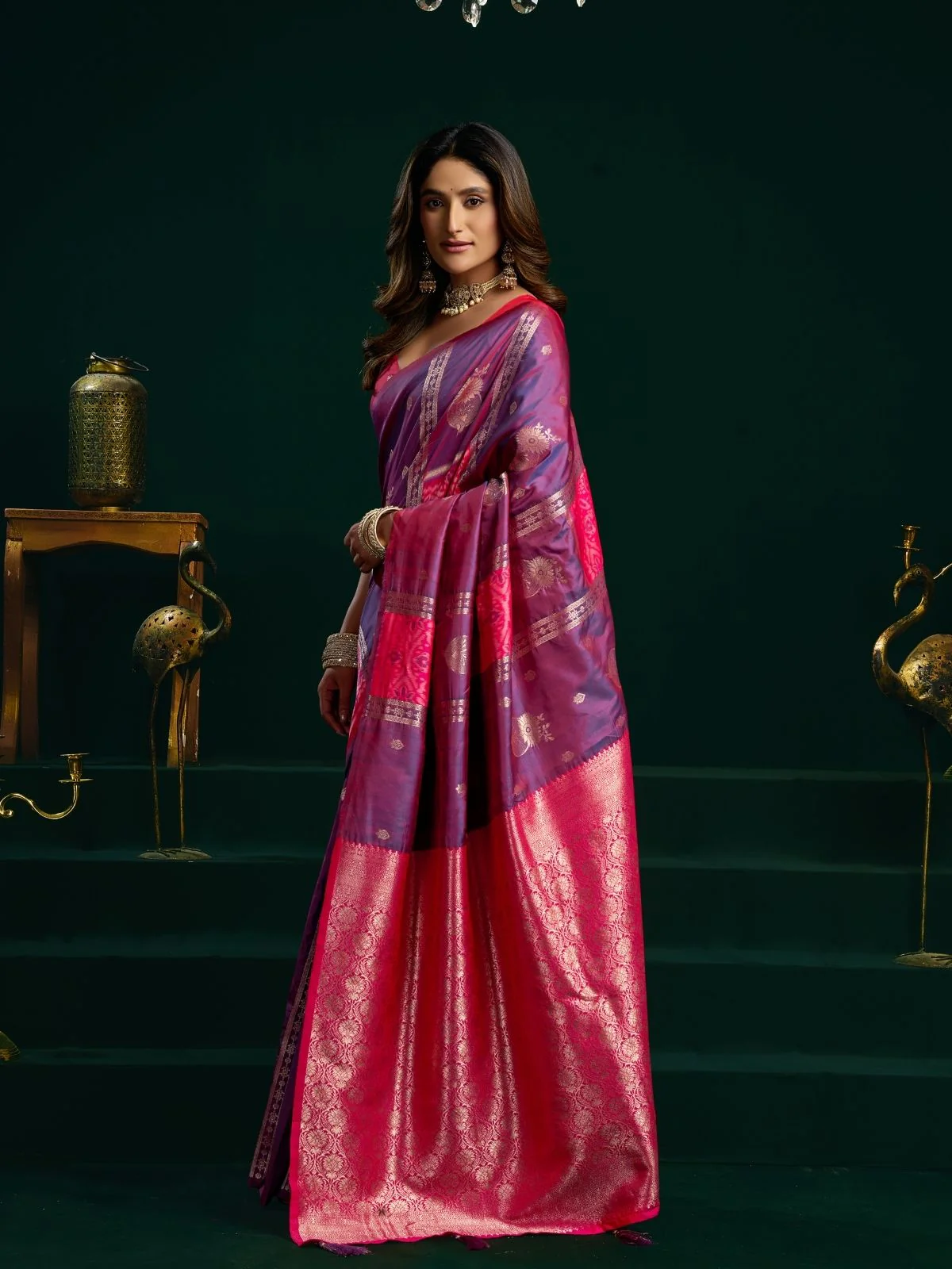 Odette Purple and Pink Silk Blend Woven Saree For Women - Image 3