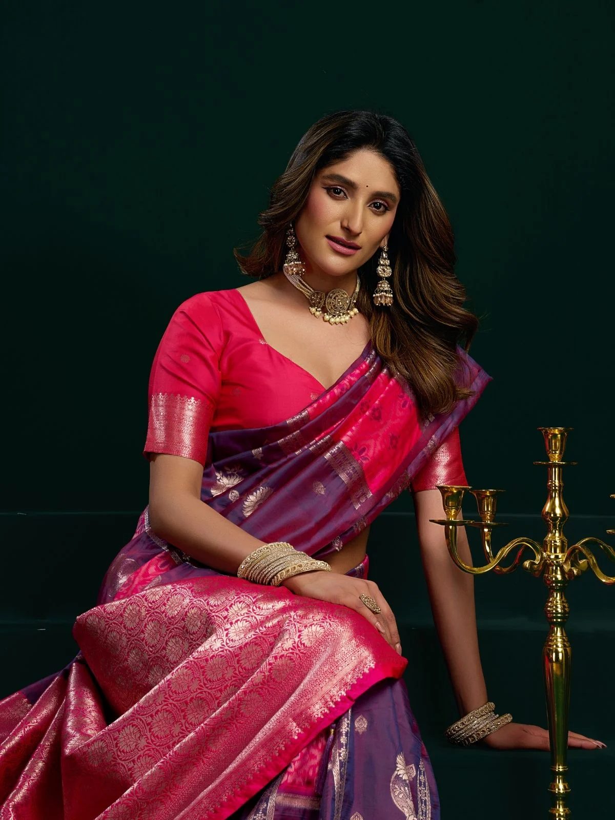 Odette Purple and Pink Silk Blend Woven Saree For Women - Image 5