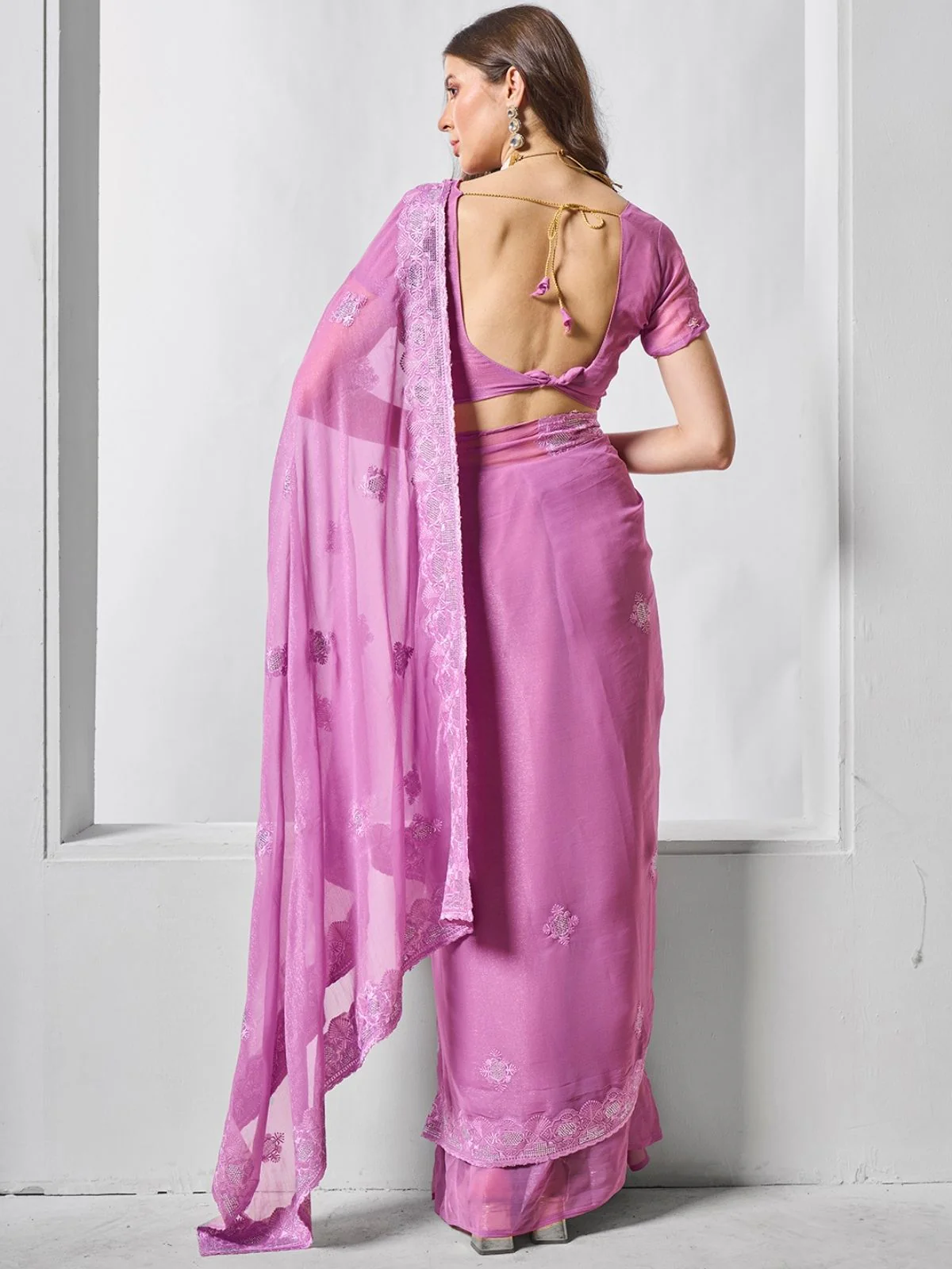 Odette Purple Chiffon Embroidered Saree With Unstitched Blouse For Women - Image 3