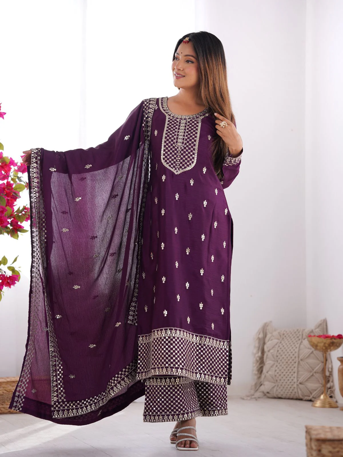 Odette Purple Chinon Embroidered Kurta Set For Women - Image 3