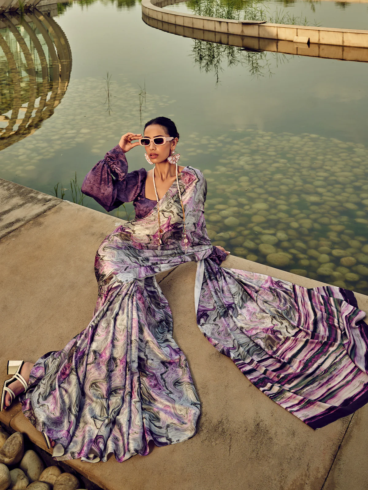 Odette Purple Digital Printed Saree For Women - Image 2