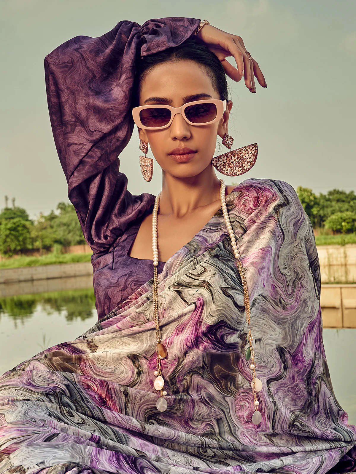 Odette Purple Digital Printed Saree For Women - Image 4