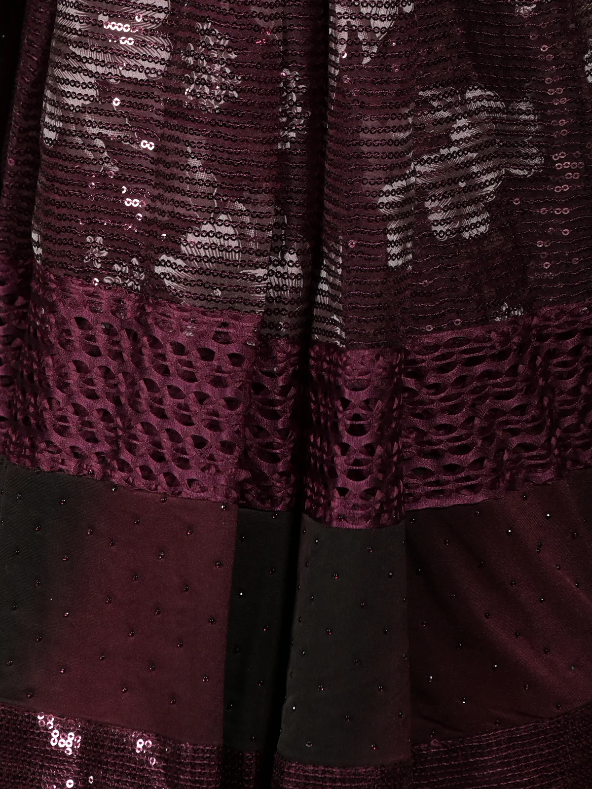 Odette Purple Embellished Lycra Saree With Unstitched Blouse For Women - Image 6
