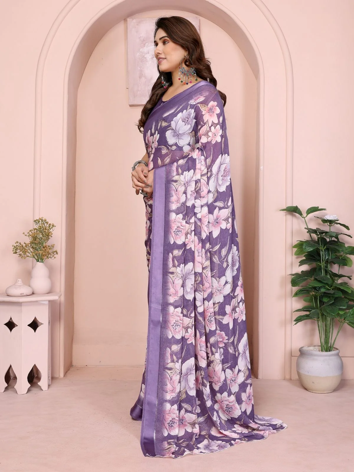 Odette Purple Georgette Floral Print Saree For Women - Image 2