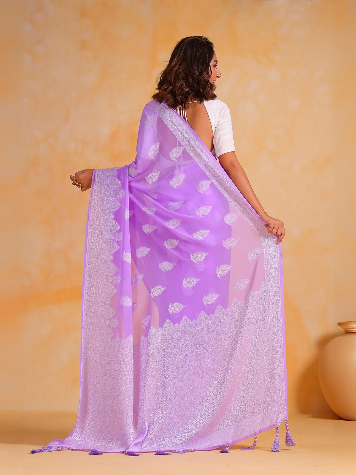 Odette Purple Georgette Woven Design Saree With Unstitched Blouse For Women - Image 4