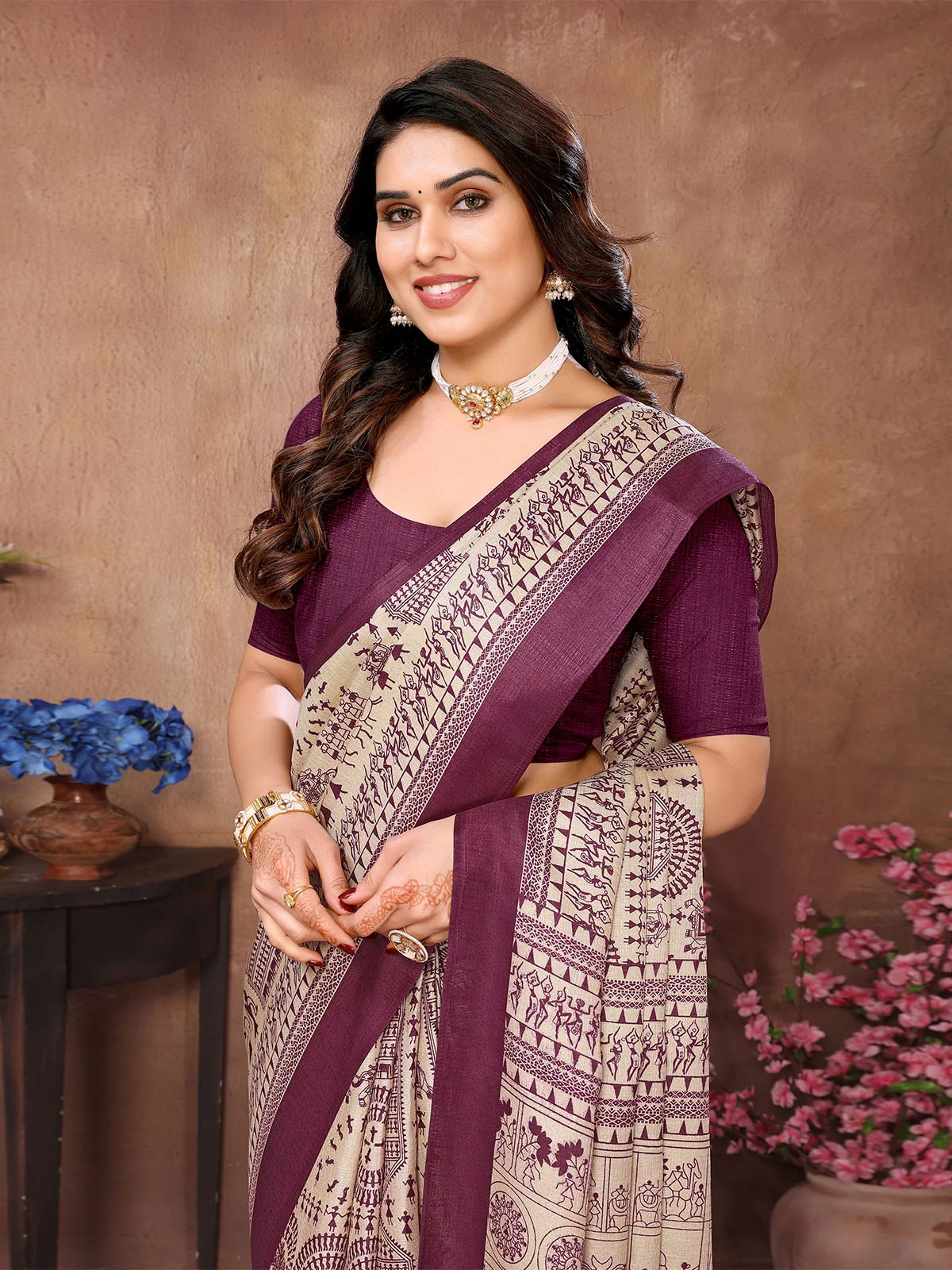 Odette Cream and Purple Cotton Printed Saree With Unstitched Blouse For Women - Image 2