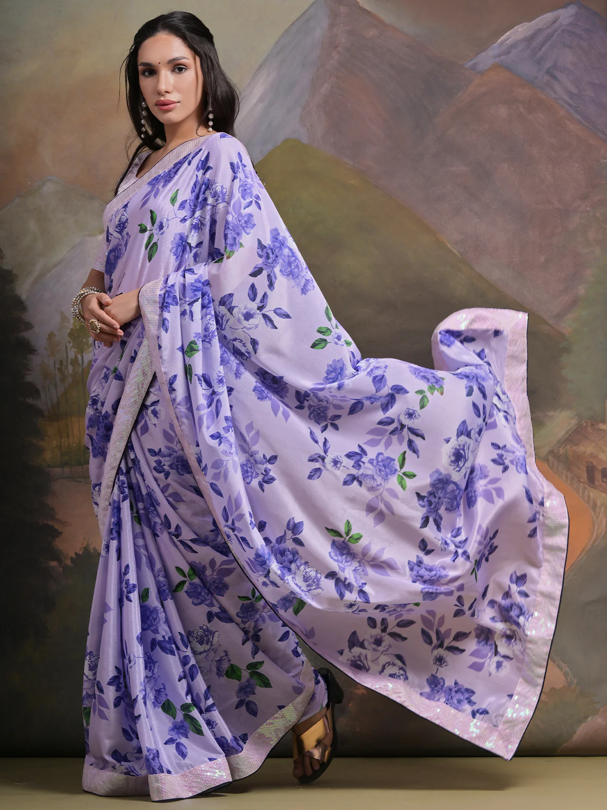 Odette Purple Printed Chiffon Saree With Unstitched Blouse For Women - Image 3