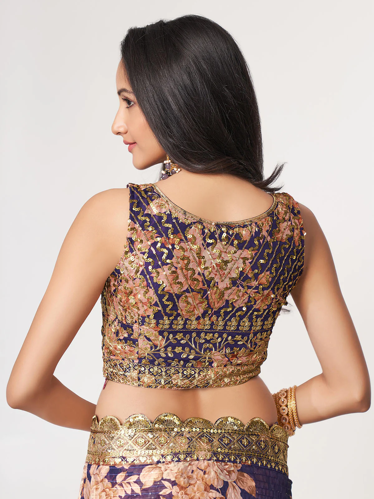 Odette Purple Printed Organza Saree With Unstitched Blouse For Women - Image 7