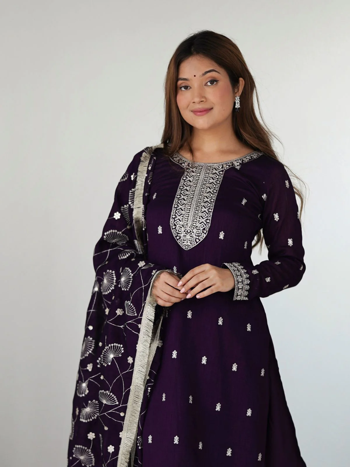 Odette Purple Silk Blend Embroidered Kurta Set For Women - Image 4