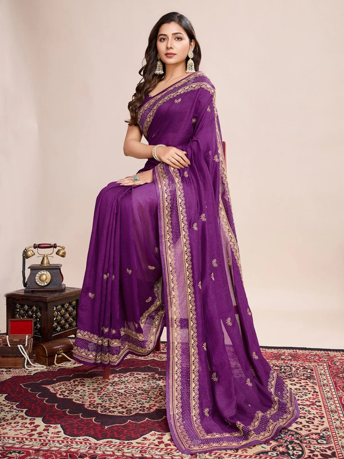 Odette Purple Silk Blend Embroidered Saree With Unstitched Blouse For Women - Image 2