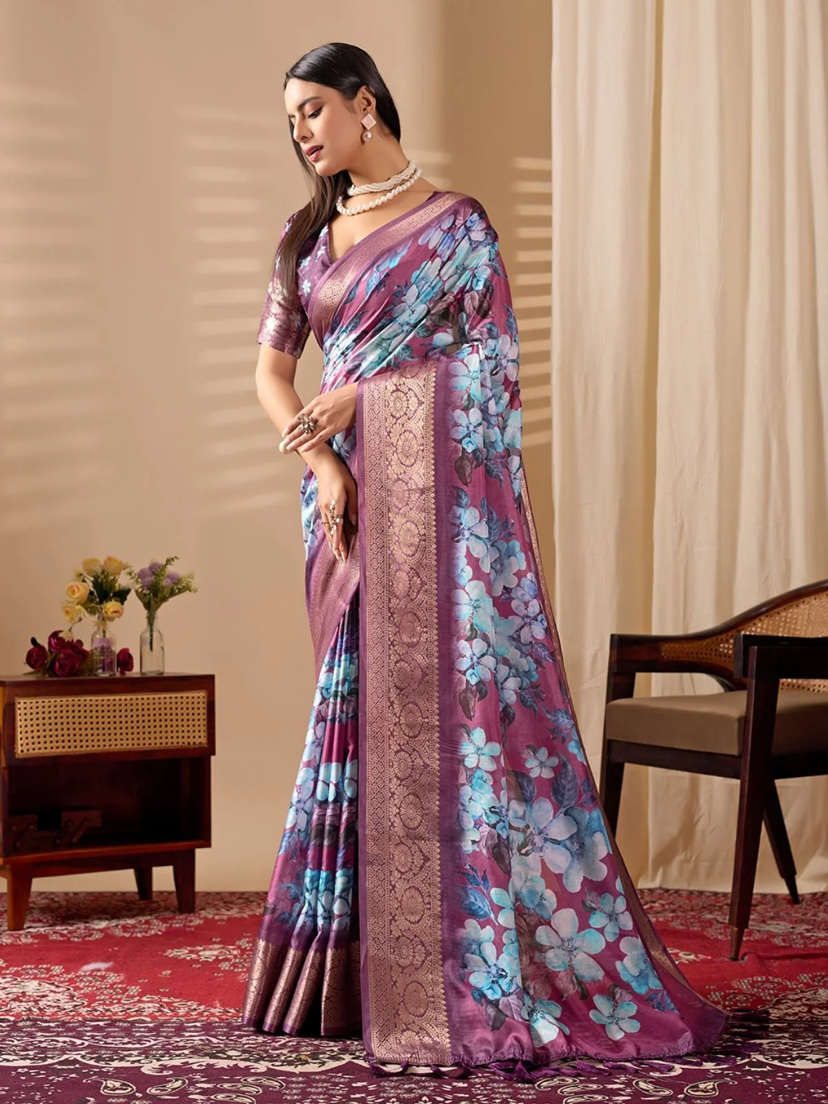 Odette Purple Silk Blend Printed Saree For Women - Image 2