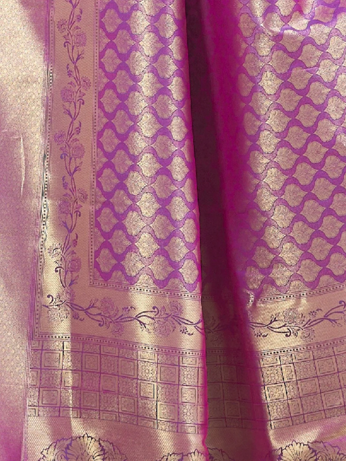 Odette Purple Silk Blend Woven Saree With Unstitched Blouse For Women - Image 3