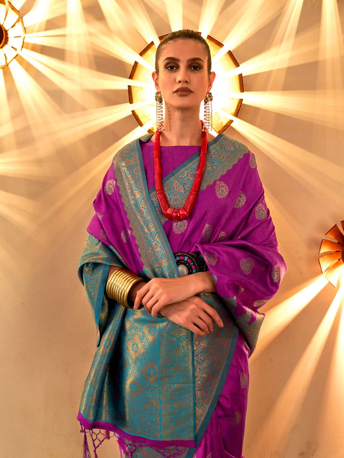 Odette Purple Silk Blend Woven Saree With Unstitched Blouse For Women - Image 2