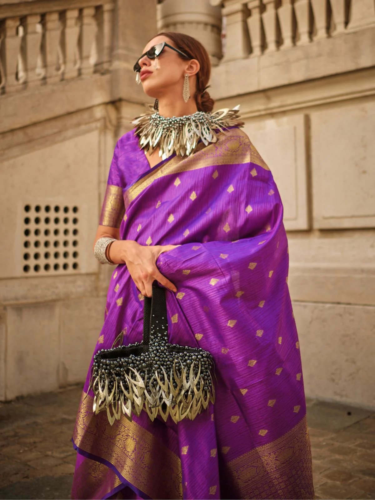 Odette Purple Silk Blend Woven Saree With Unstitched Blouse For Women - Image 2