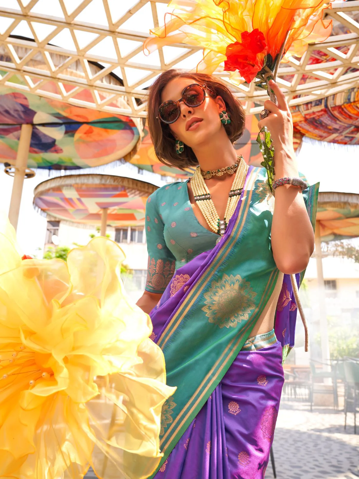 Odette Purple Silk Blend Woven Saree With Unstitched Blouse For Women - Image 2