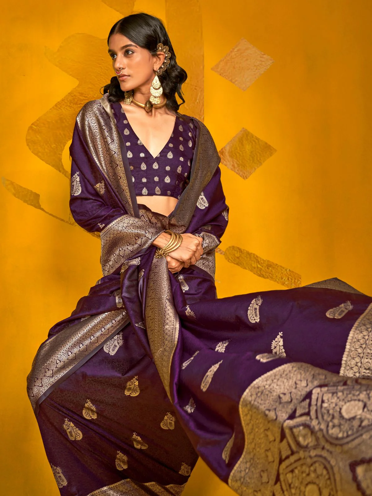 Odette Purple Silk Blend Woven Saree With Unstitched Blouse For Women - Image 2