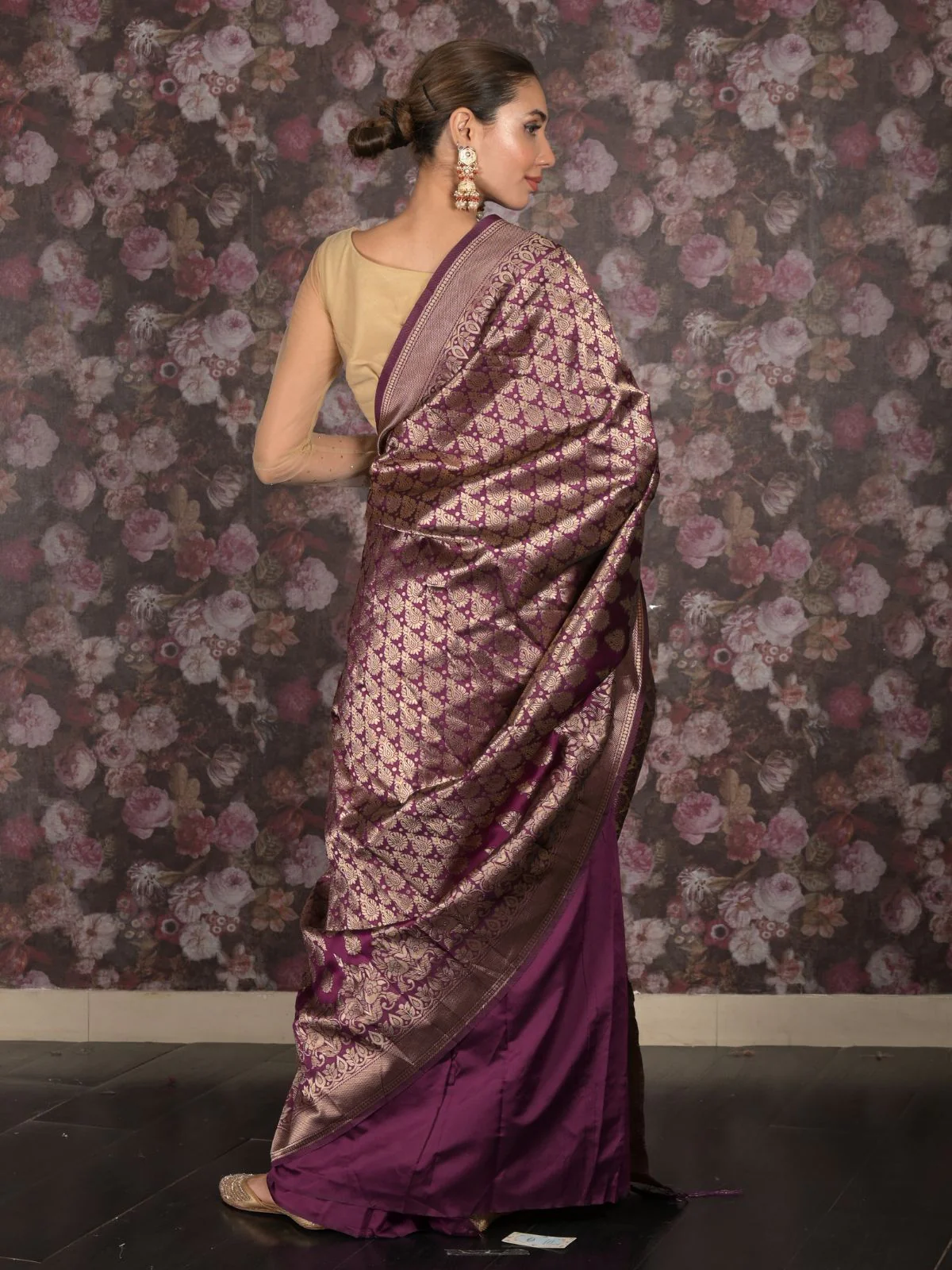 Odette Purple Silk Blend Woven Saree with Unstitched Blouse for Women - Image 4