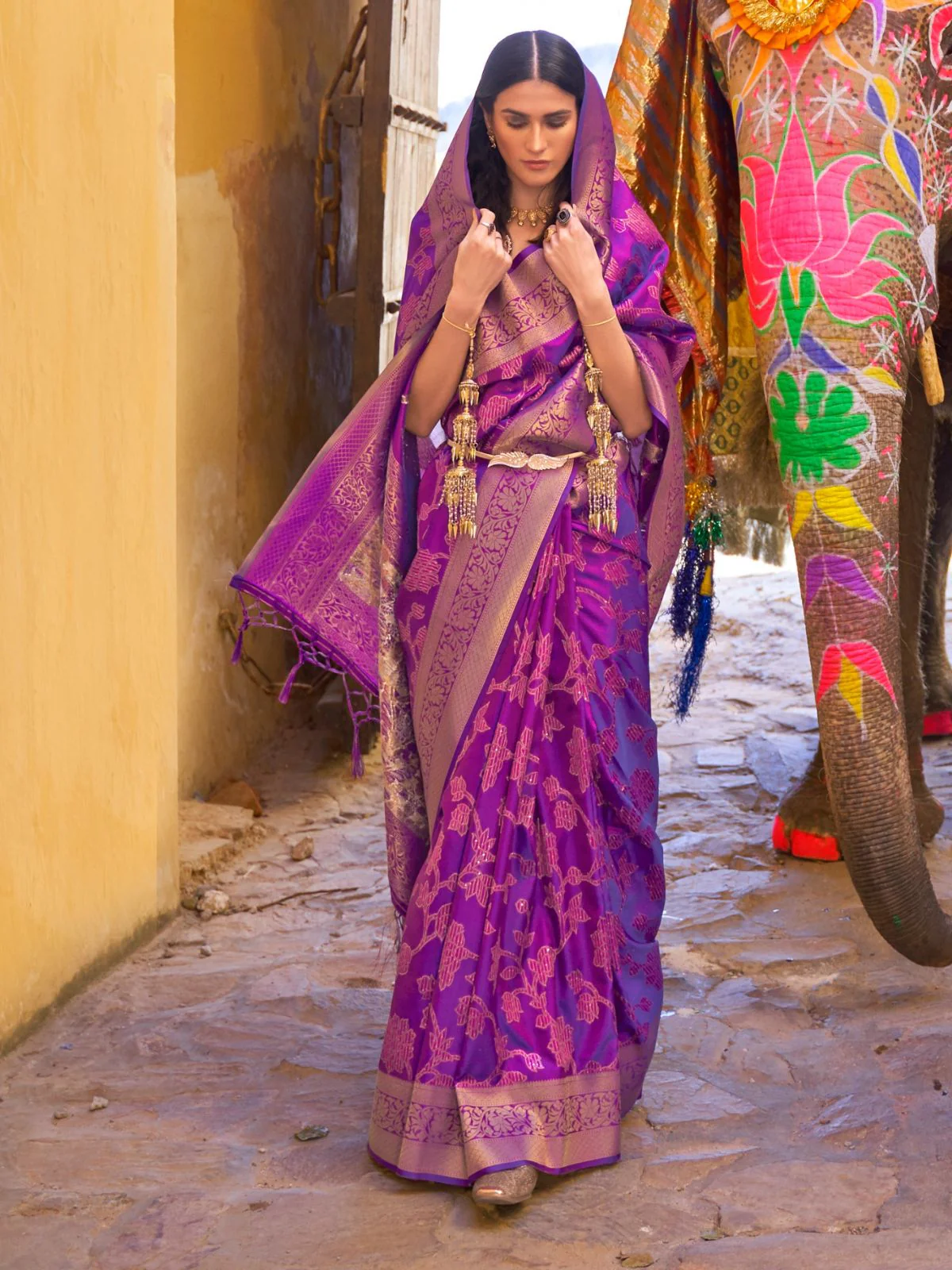 Odette Purple Woven Design Silk Blend Saree With Unstitched Blouse For Women - Image 3